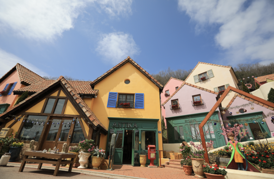 Petite France: A Charming K-Drama Filming Location in the Korean Countryside